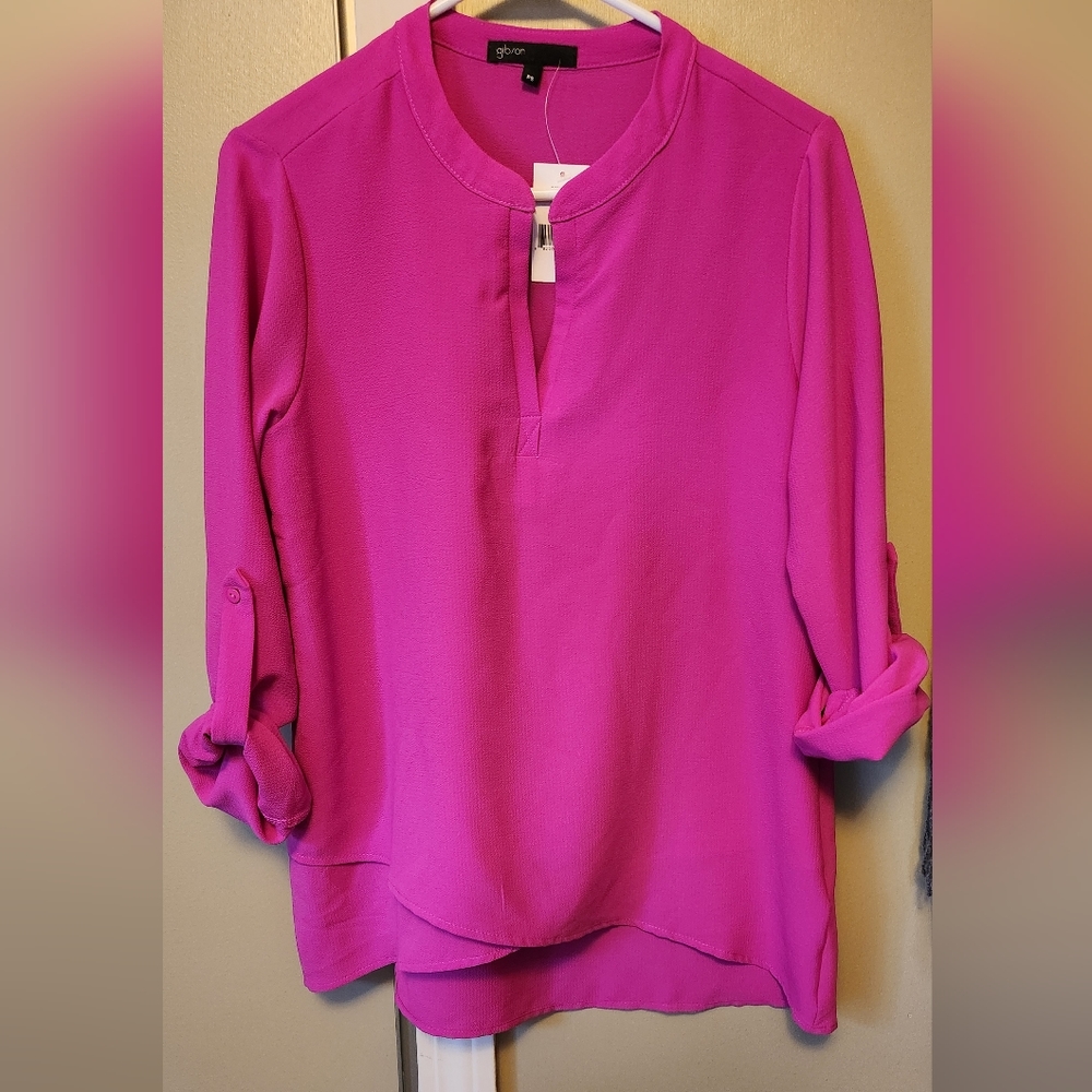 Gibson - Women's Petite Small Magenta Blouse new with tags attached